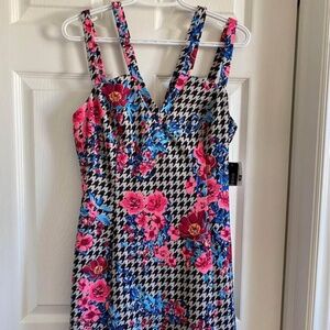 NWT GUESS Houndstooth Floral dress size 8